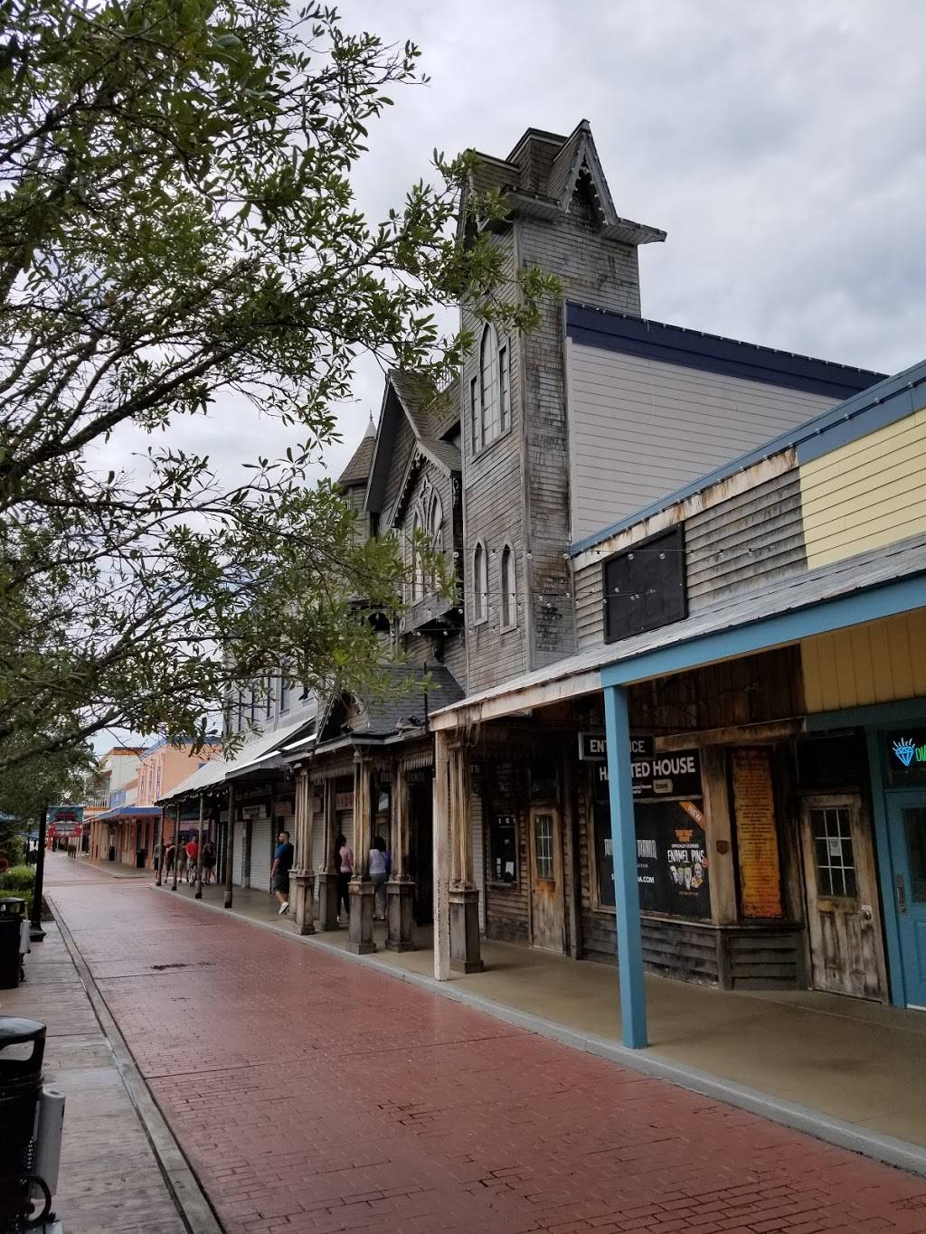 Old Town | shopping mall | 5770 W Irlo Bronson Memorial Hwy, Kissimmee, FL 34746, USA | 4073964888 OR +1 407-396-4888