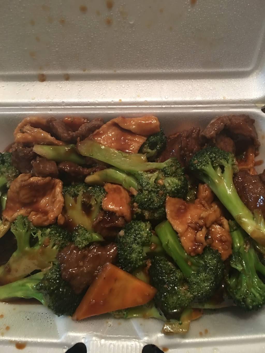 Gunston Wok | restaurant | 8214 Gunston Corner Ln, Lorton, VA 22079, USA | 7034958884 OR +1 703-495-8884