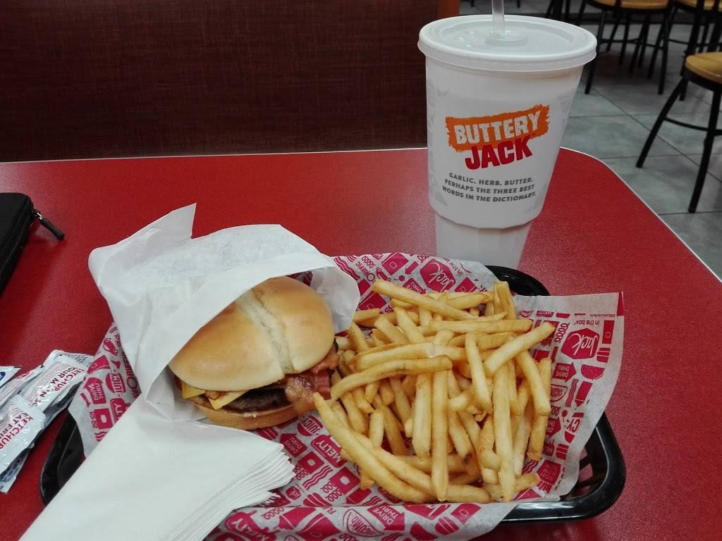 Jack in the Box | restaurant | 40070 CA-49, Oakhurst, CA 93644, USA | 5596586061 OR +1 559-658-6061