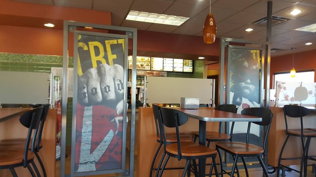 Jack in the Box | restaurant | 10014 S Memorial Dr E, Tulsa, OK 74133, USA | 9182984501 OR +1 918-298-4501