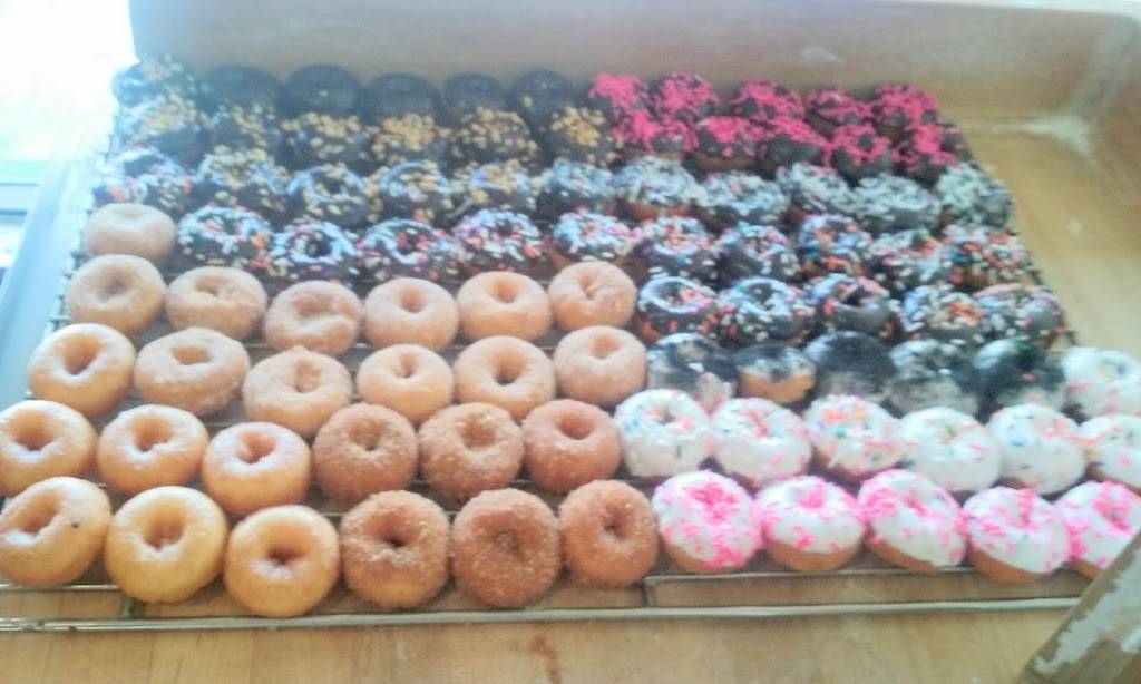 Yum Yum Donuts | cafe | 1834 Marengo St, Los Angeles, CA 90033, USA | 3232269321 OR +1 323-226-9321