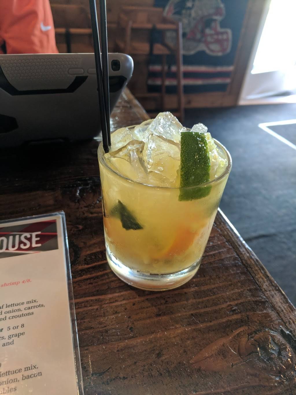 New Englands Ale House Grille Inc | restaurant | 3419 US-19 ALT, Palm Harbor, FL 34683, USA | 7277859700 OR +1 727-785-9700