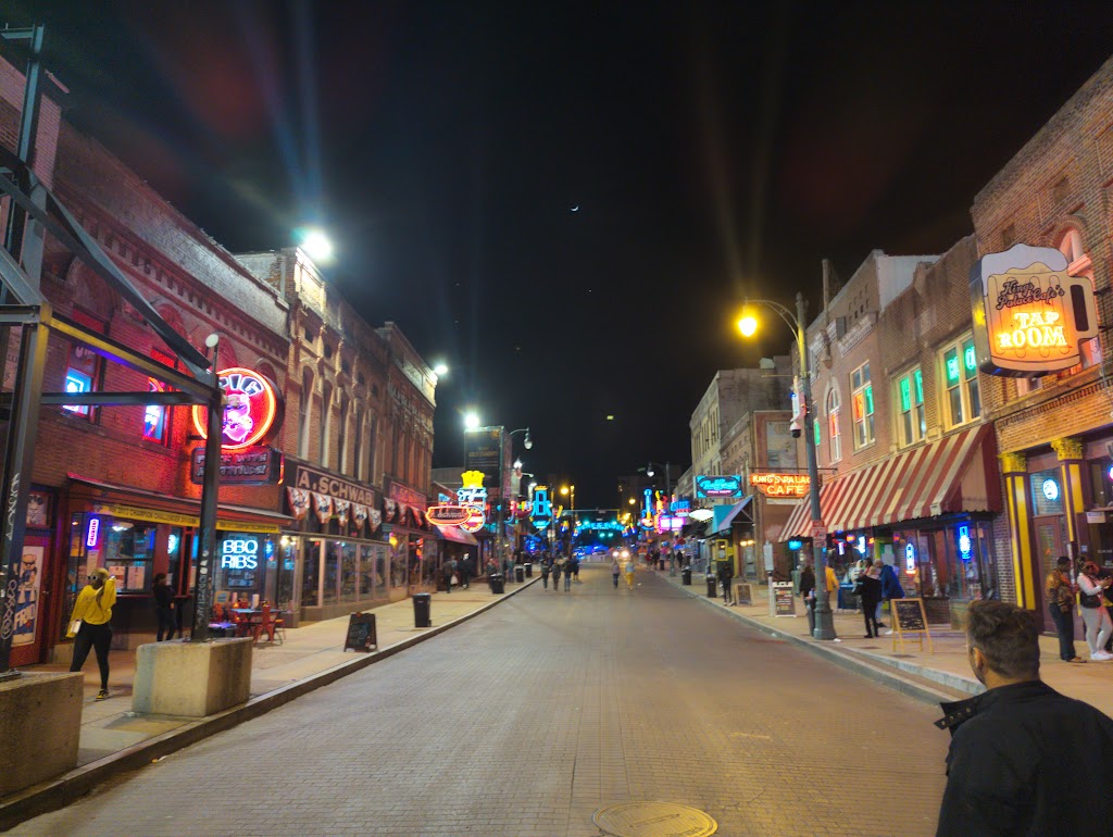 Kings Palace Cafe | cafe | 162 Beale St, Memphis, TN 38103, USA | 9015211851 OR +1 901-521-1851