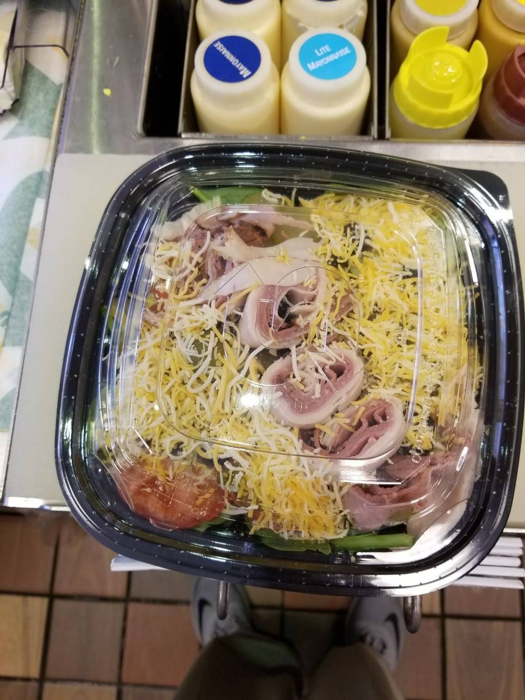 Subway | restaurant | 7850 Poplar Ave, Germantown, TN 38138, USA | 9017575167 OR +1 901-757-5167