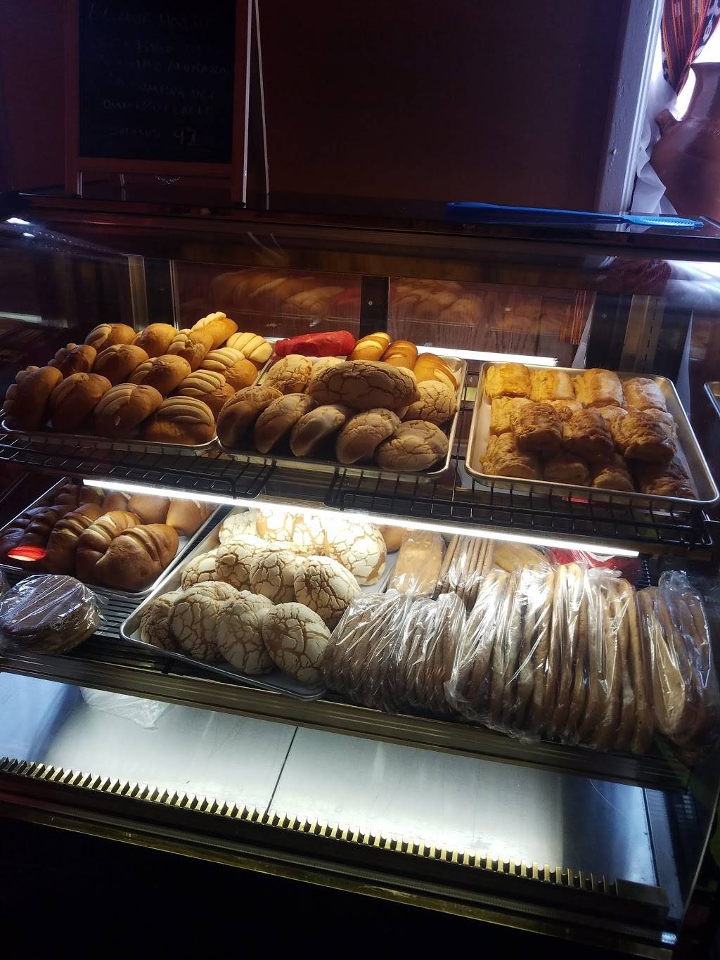 Guate Gualan Restaurant | restaurant | 182 W Olney Ave, Philadelphia, PA 19120, USA | 2154240548 OR +1 215-424-0548