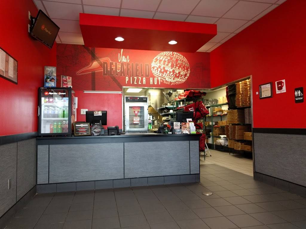 Pizza Hut | restaurant | 2730 Hillside Dr, Delafield, WI 53018, USA | 2626462375 OR +1 262-646-2375