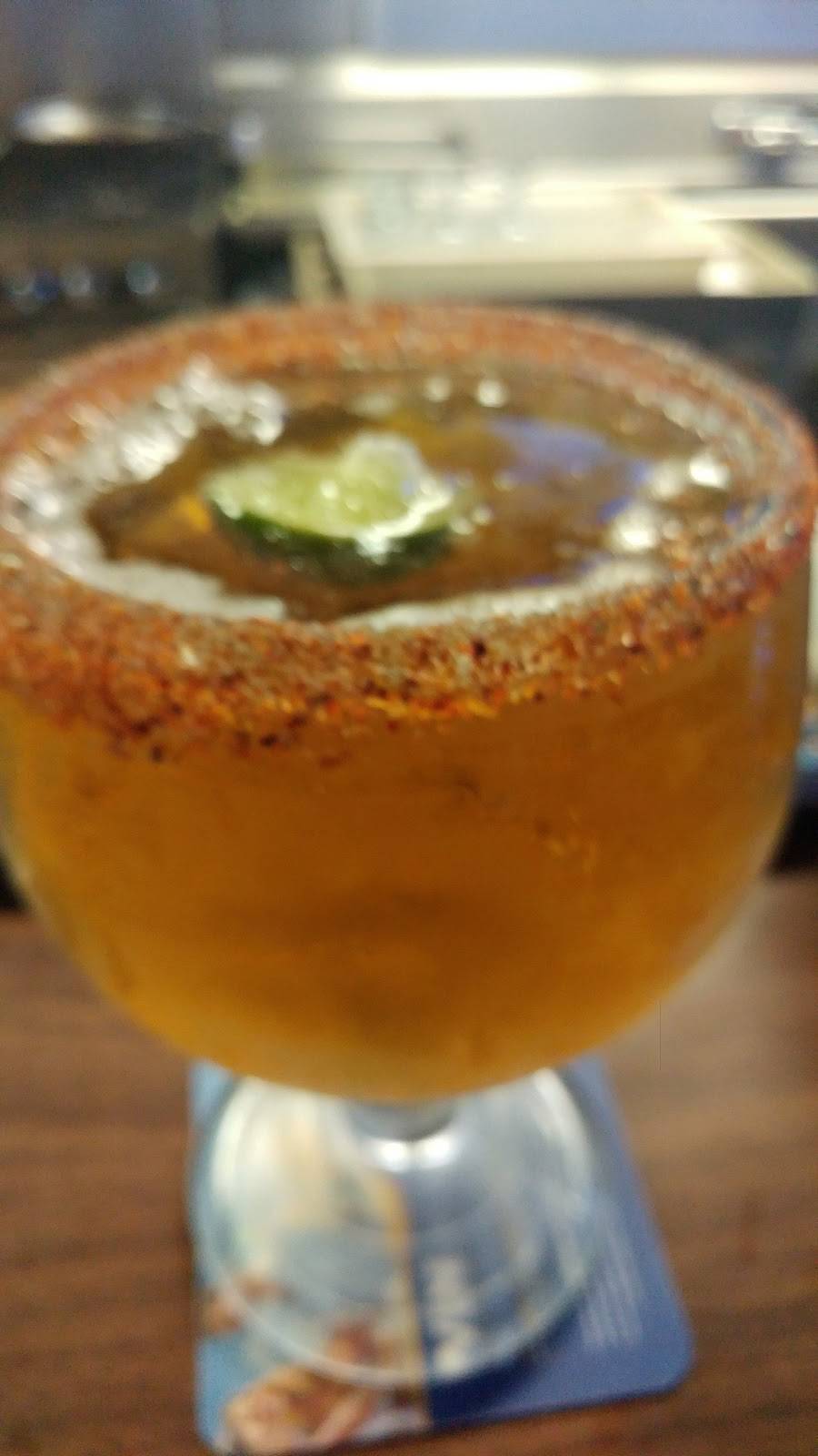 Schoonerville | restaurant | 26254 Bouquet Canyon Rd, Santa Clarita, CA 91350, USA | 6612541942 OR +1 661-254-1942