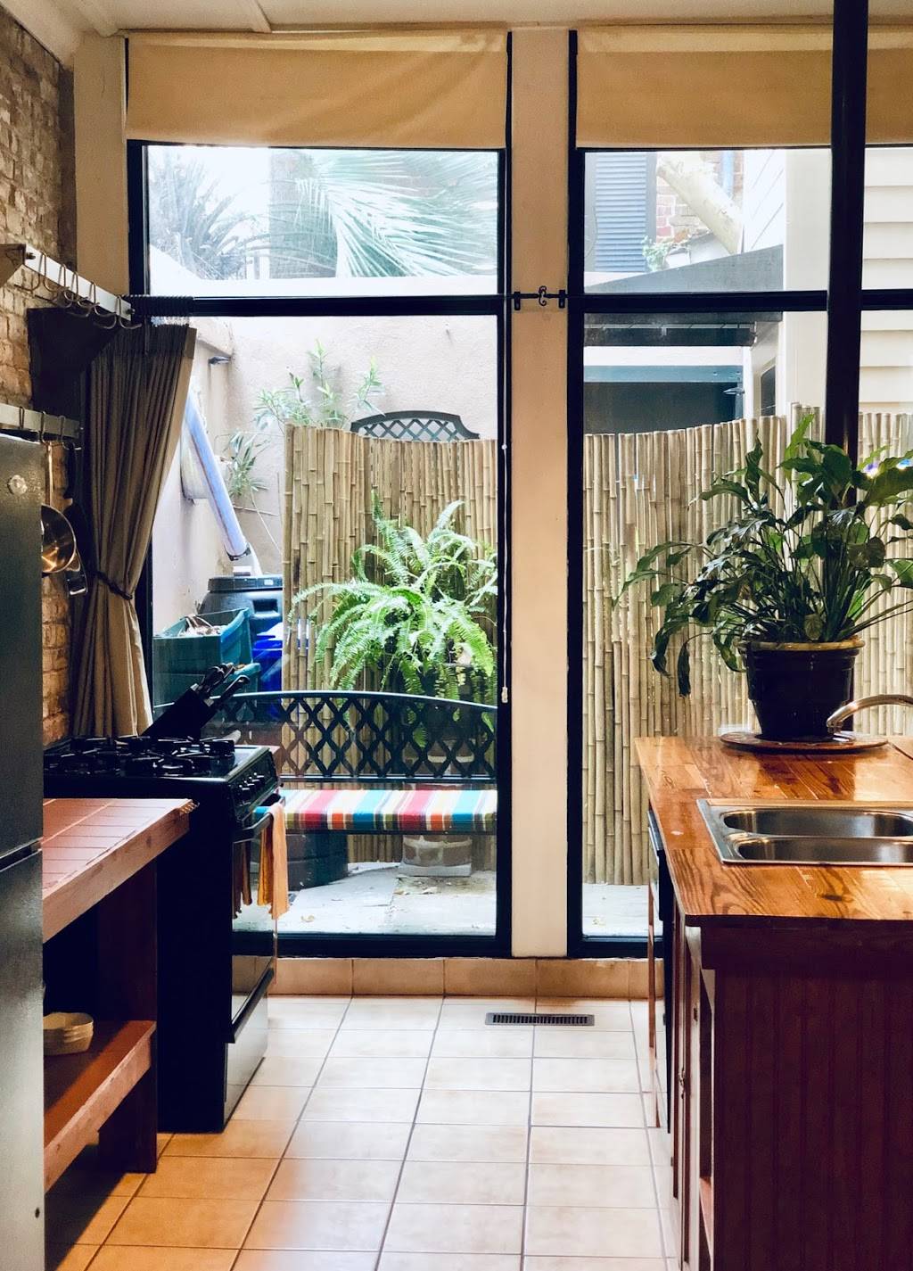 Jacobson Building at 19 Broad Street | cafe | 19 Broad St, Charleston, SC 29401, USA | 8436976709 OR +1 843-697-6709