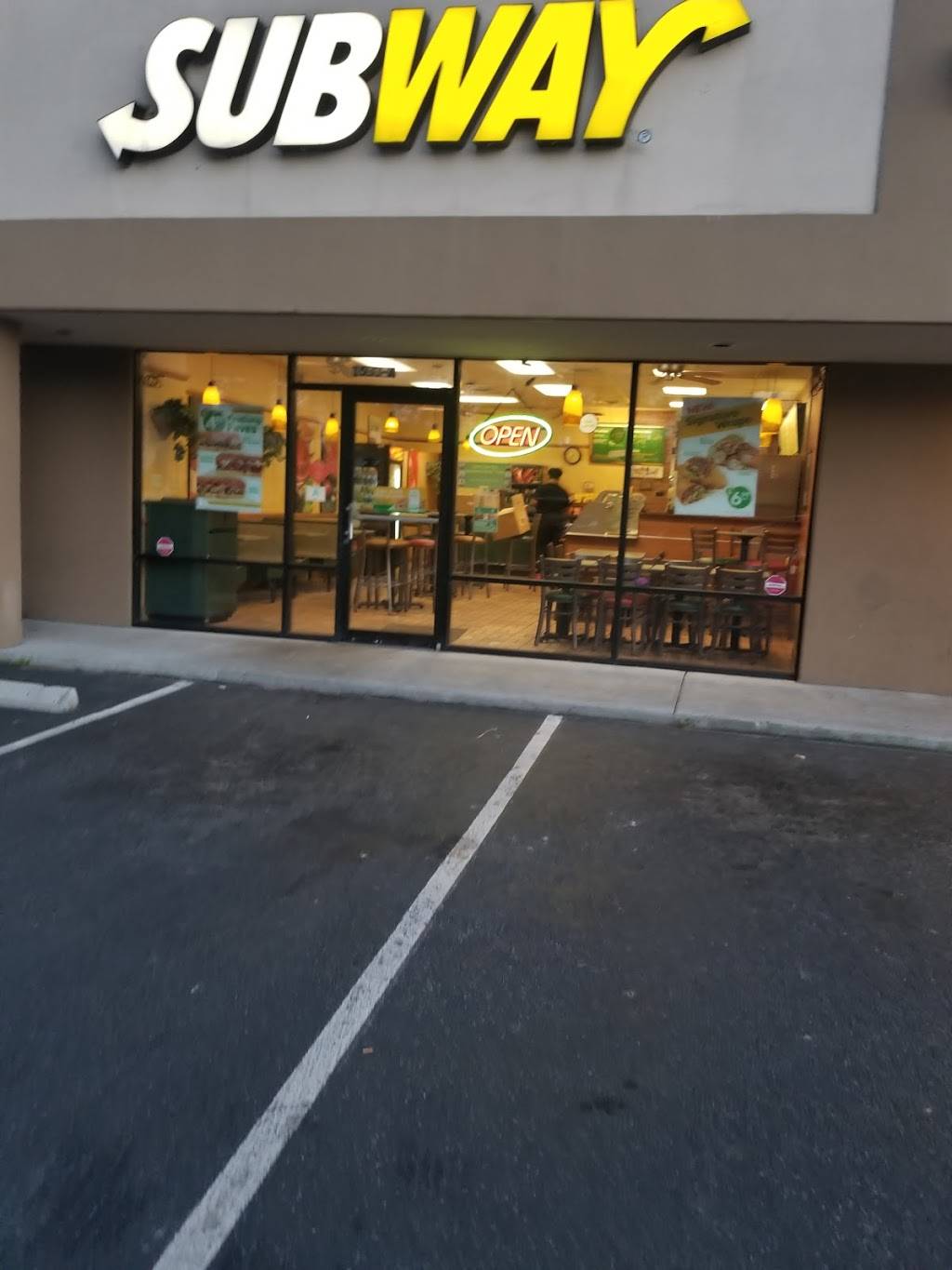 Subway | restaurant | 1533 N Hwy 17, Mt Pleasant, SC 29464, USA | 8438498490 OR +1 843-849-8490