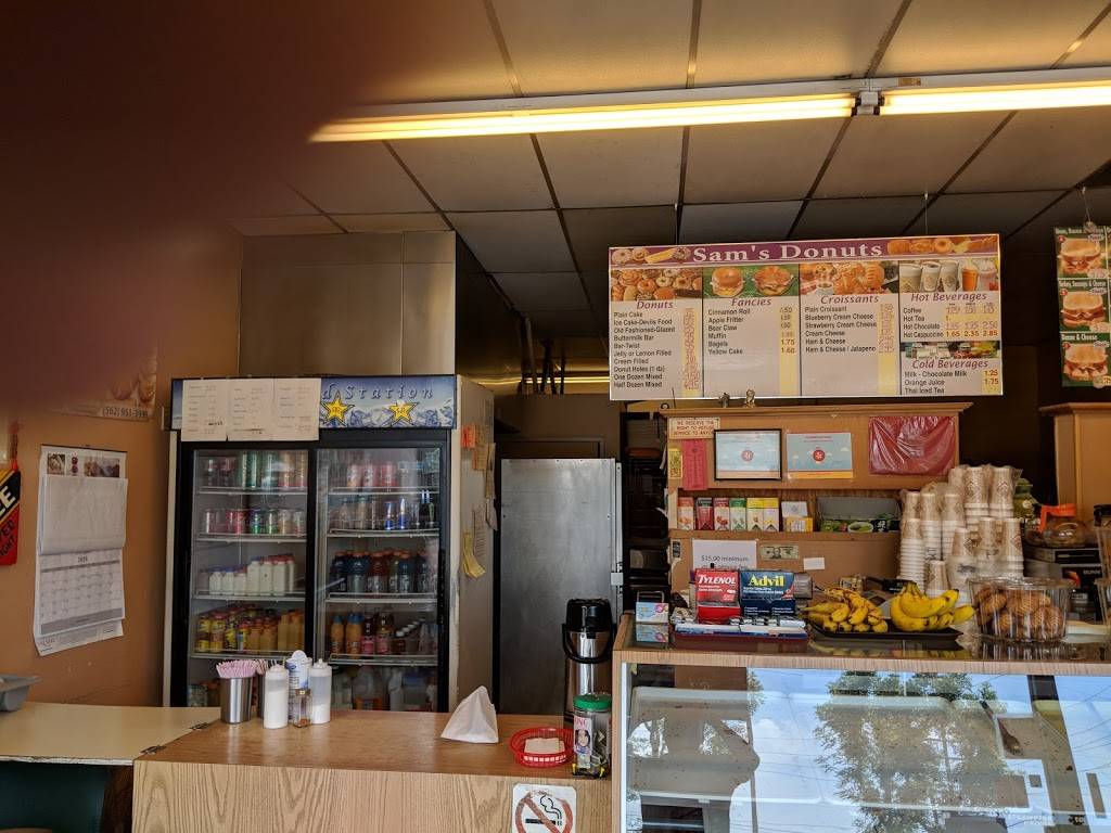 Sams Donuts | restaurant | 2641 N Grand Ave, Santa Ana, CA 92705, USA | 7143862240 OR +1 714-386-2240