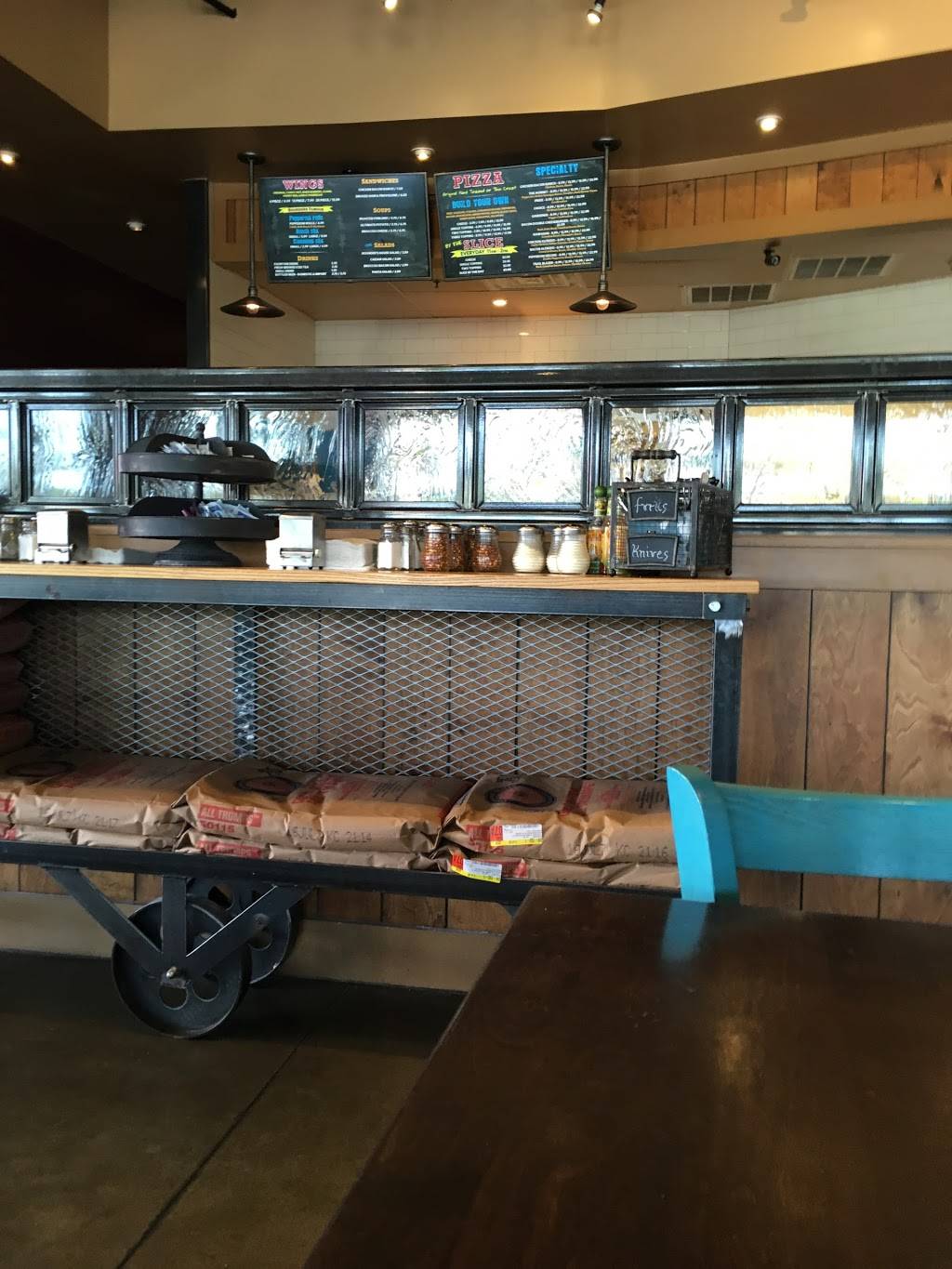 Rounders Pizza | restaurant | 1400 W SW Loop 323, Tyler, TX 75703, USA | 9035092100 OR +1 903-509-2100