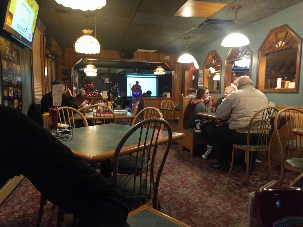 Mutt & Jeffs | restaurant | 3700 Oberlin Ave, Lorain, OH 44053, USA | 4402824080 OR +1 440-282-4080