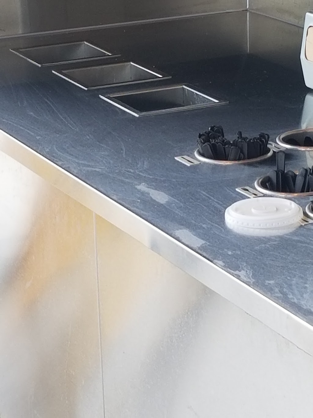 Chipotle Mexican Grill | restaurant | 3547 Hampton Ave, St. Louis, MO 63139, USA | 3146690079 OR +1 314-669-0079