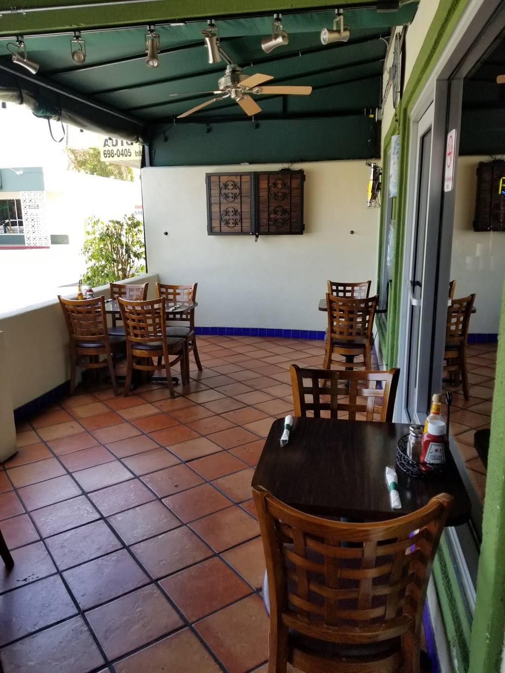 Ranas Mexico City Cuisine | restaurant | 9683 Campo Rd, Spring Valley, CA 91977, USA | 6195891792 OR +1 619-589-1792