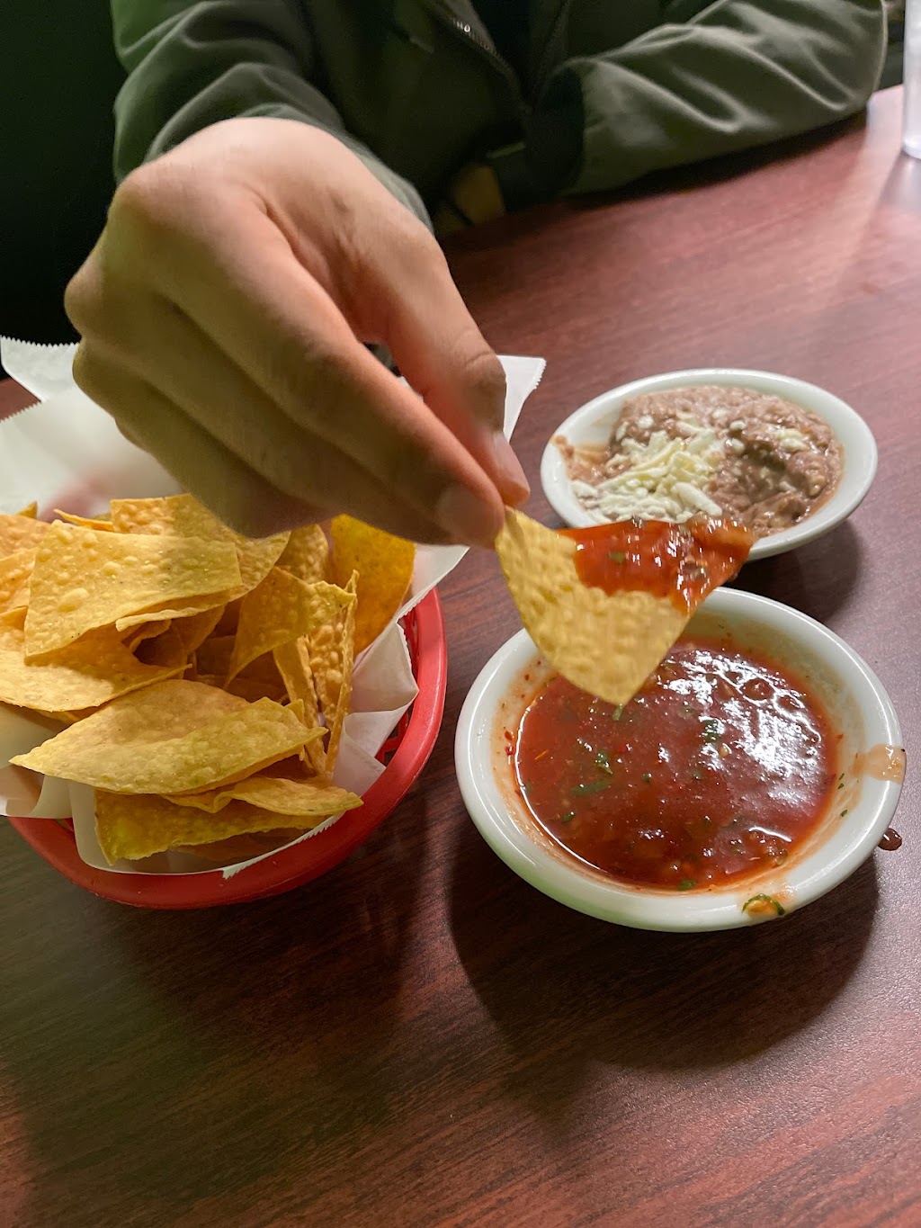 El Compadre Mexican Restaurant | restaurant | 1012 E Lincoln Ave, Sunnyside, WA 98944, USA | 5098362136 OR +1 509-836-2136