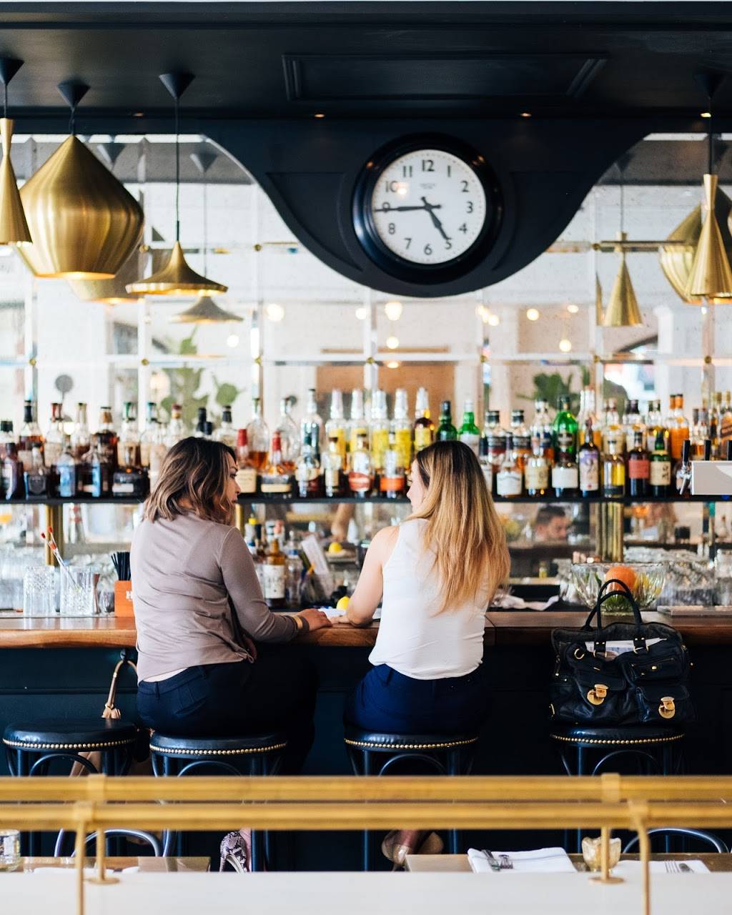 PARAGARY’S | restaurant | 1401 28th St, Sacramento, CA 95816, USA | 9164575737 OR +1 916-457-5737