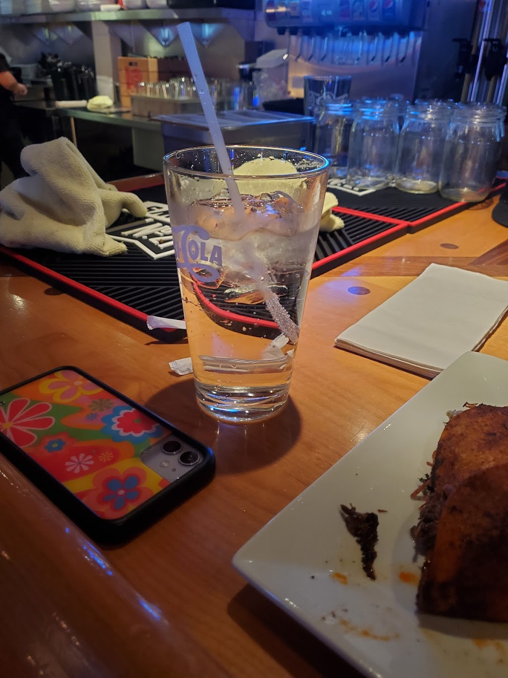 Drunk Donkey Bar & Grill | restaurant | 1041 G St, Reedley, CA 93654, USA | 5597262419 OR +1 559-726-2419