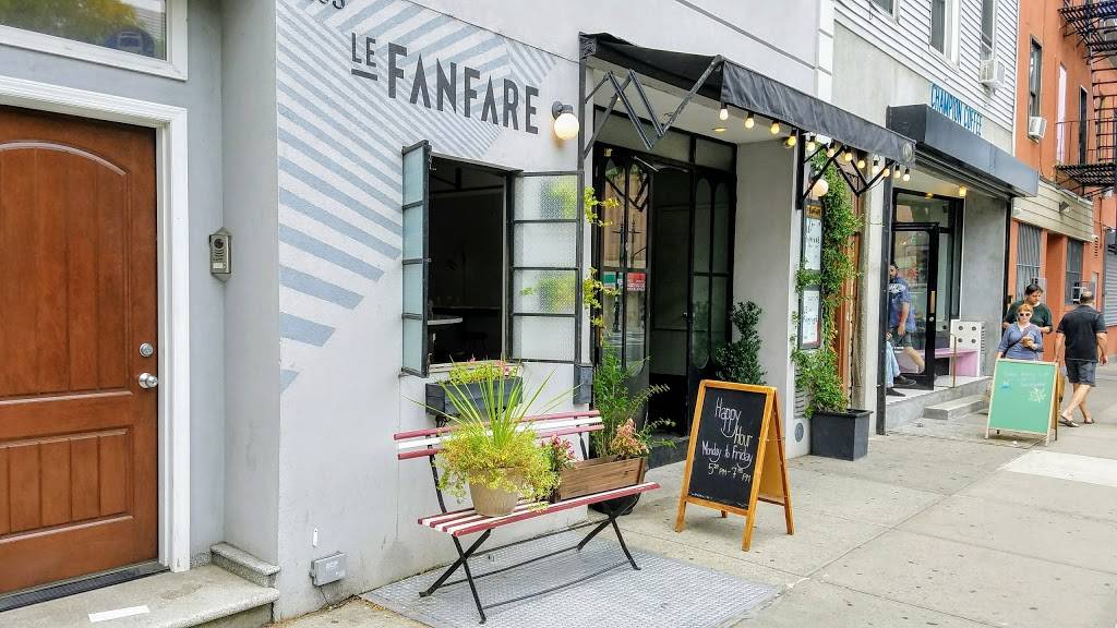 Le Fanfare | restaurant | 1103 Manhattan Ave, Brooklyn, NY 11222, USA | 3479874244 OR +1 347-987-4244