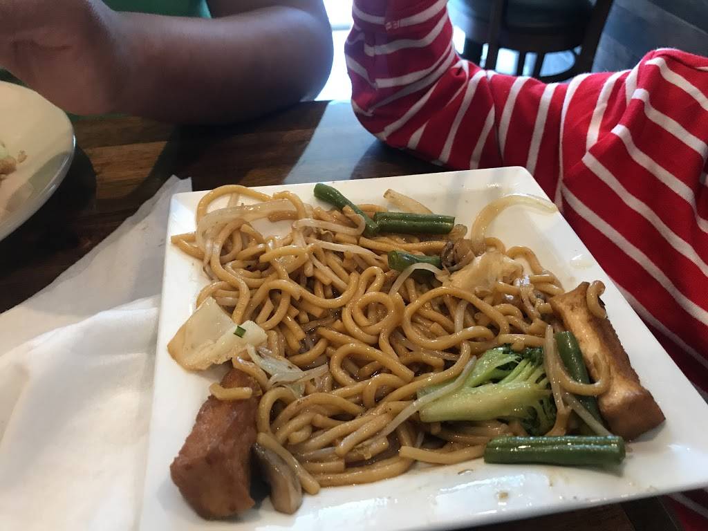 Thai Chili Asian Bistro | restaurant | 9203 Lee Hwy #12, Ooltewah, TN 37363, USA | 4237775055 OR +1 423-777-5055