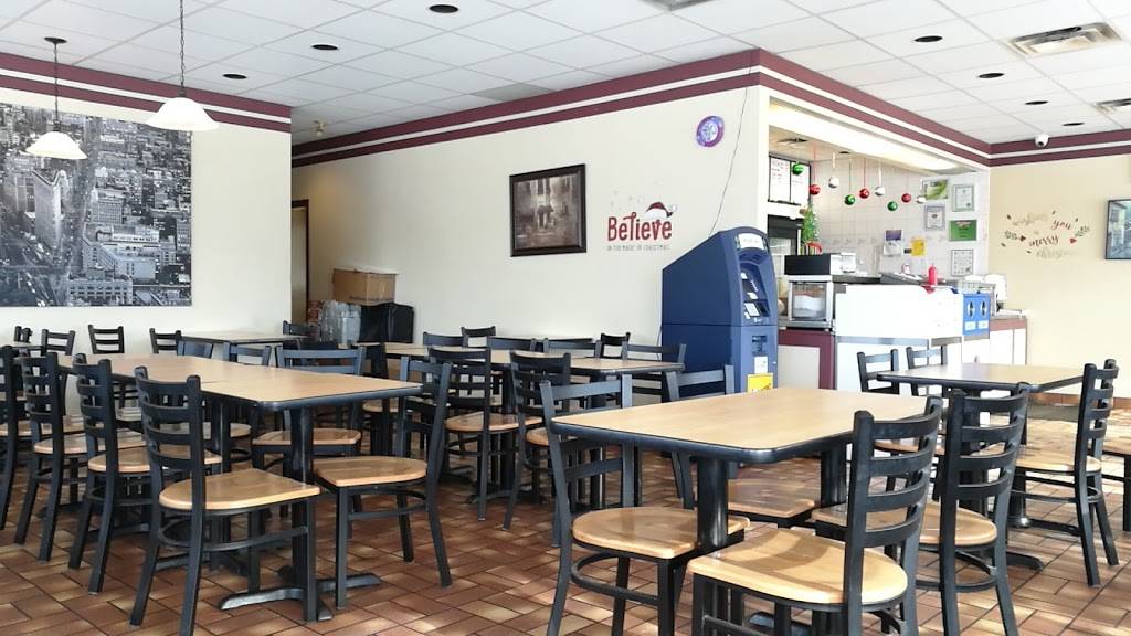 Harrys Charcoal Broiled | restaurant | 891 Talbot St, St Thomas, ON N5P 1E7, Canada | 5196333713 OR +1 519-633-3713