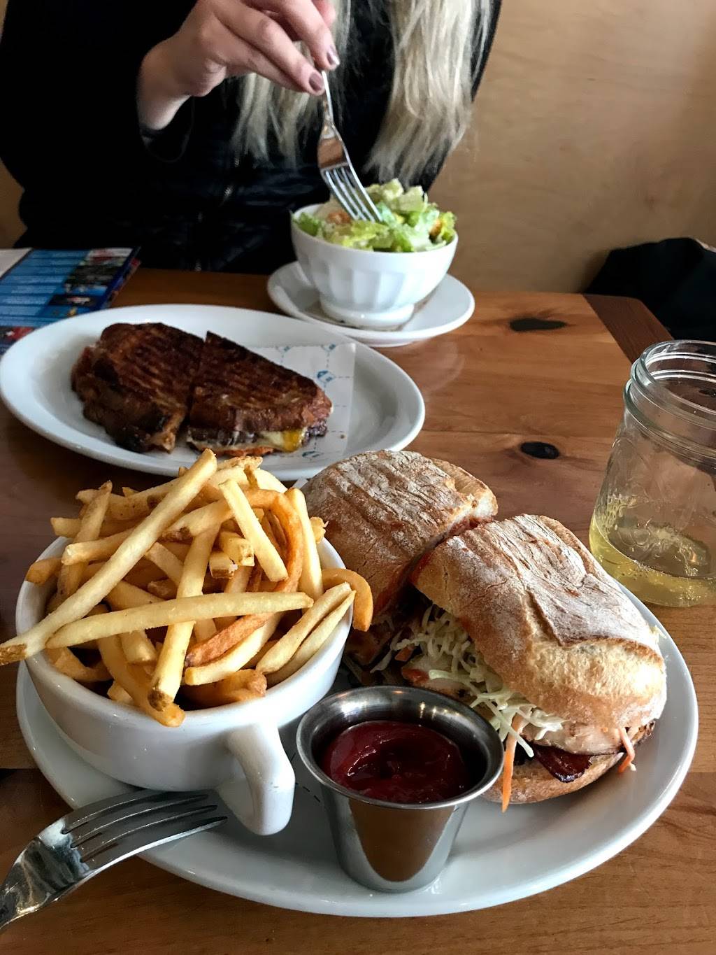 Blue Barn Polk St | meal takeaway | 2237 Polk St, San Francisco, CA 94109, USA | 4156559438 OR +1 415-655-9438