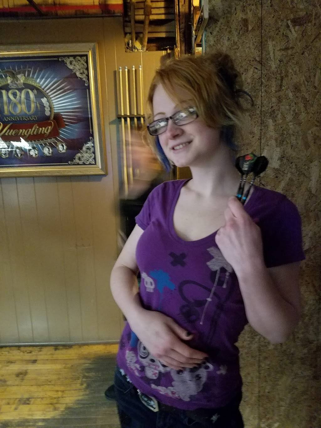 Buds Bar & Grill | restaurant | 402 Ń Main St, Archbald, PA 18403, USA | 5708765477 OR +1 570-876-5477