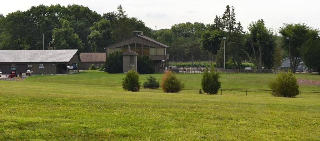 Powderbourne Sportsmans Club | restaurant | 2071 Baus Rd, East Greenville, PA 18041, USA | 2156799860 OR +1 215-679-9860