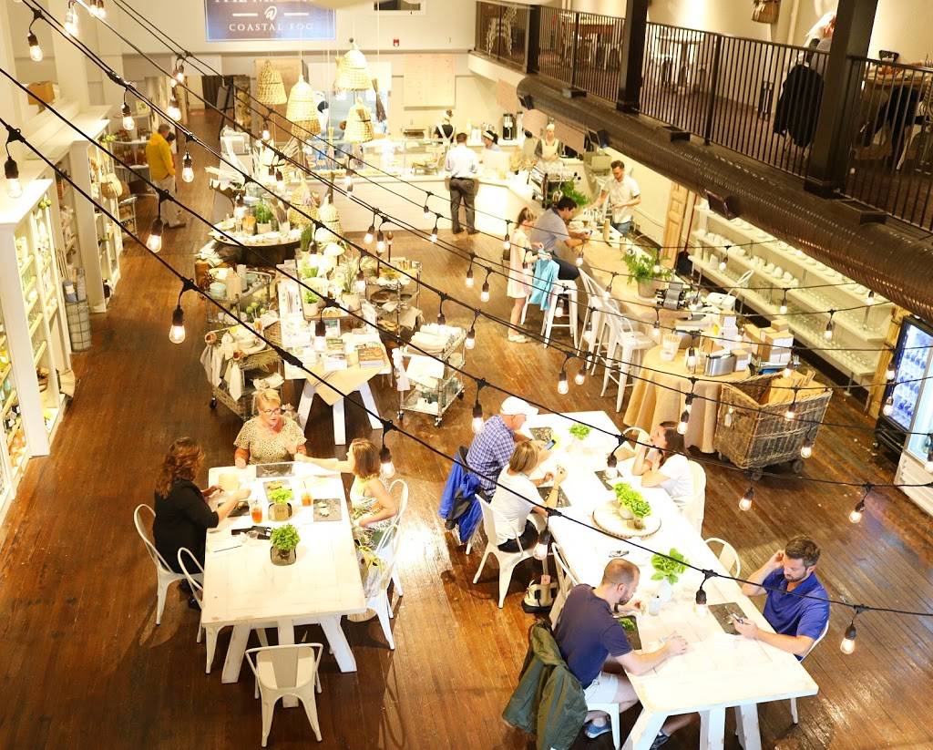 Coastal Fog | restaurant | 330 Evans St, Greenville, NC 27858, USA | 2523472632 OR +1 252-347-2632