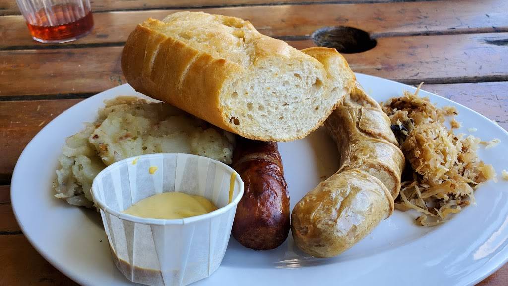 Flying Saucer Draught Emporium | restaurant | 931 Senate St, Columbia, SC 29201, USA | 8032562055 OR +1 803-256-2055