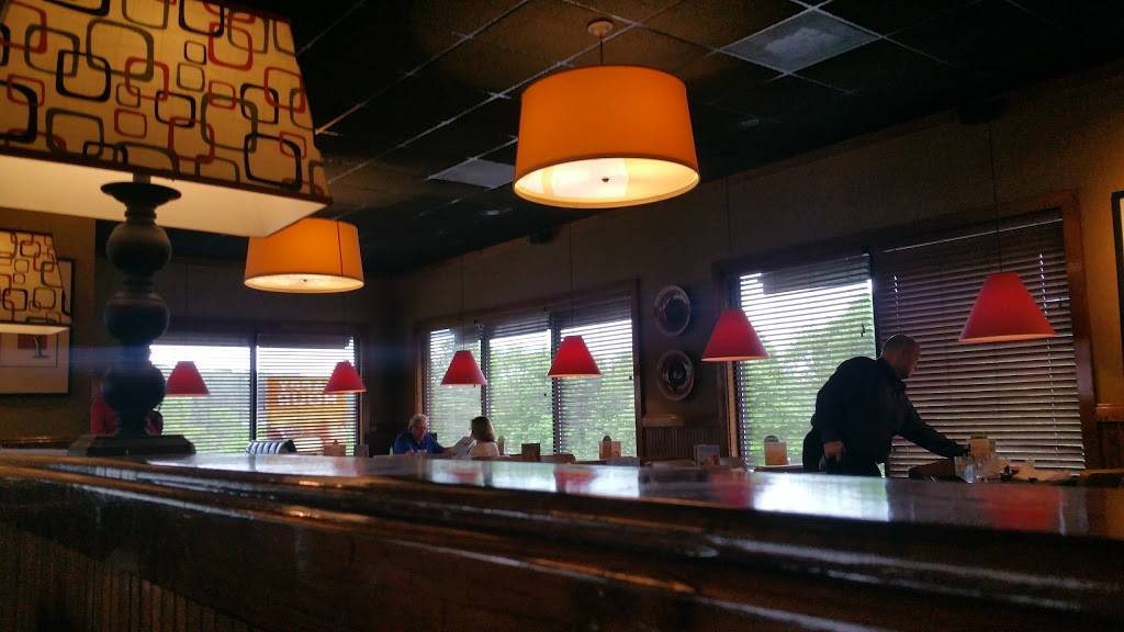 Ruby Tuesday | restaurant | 312 Rt. 61, Pottsville, PA 17901, USA | 5706247795 OR +1 570-624-7795