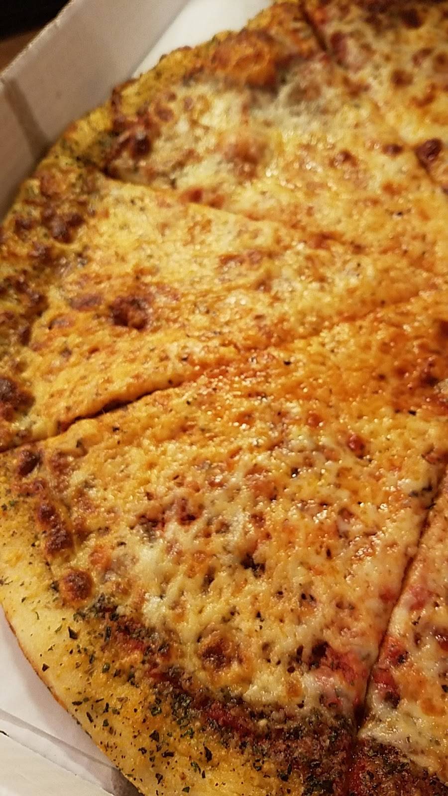 Coccas Pizza | restaurant | 18 E McKinley Way, Youngstown, OH 44514, USA | 3307577555 OR +1 330-757-7555