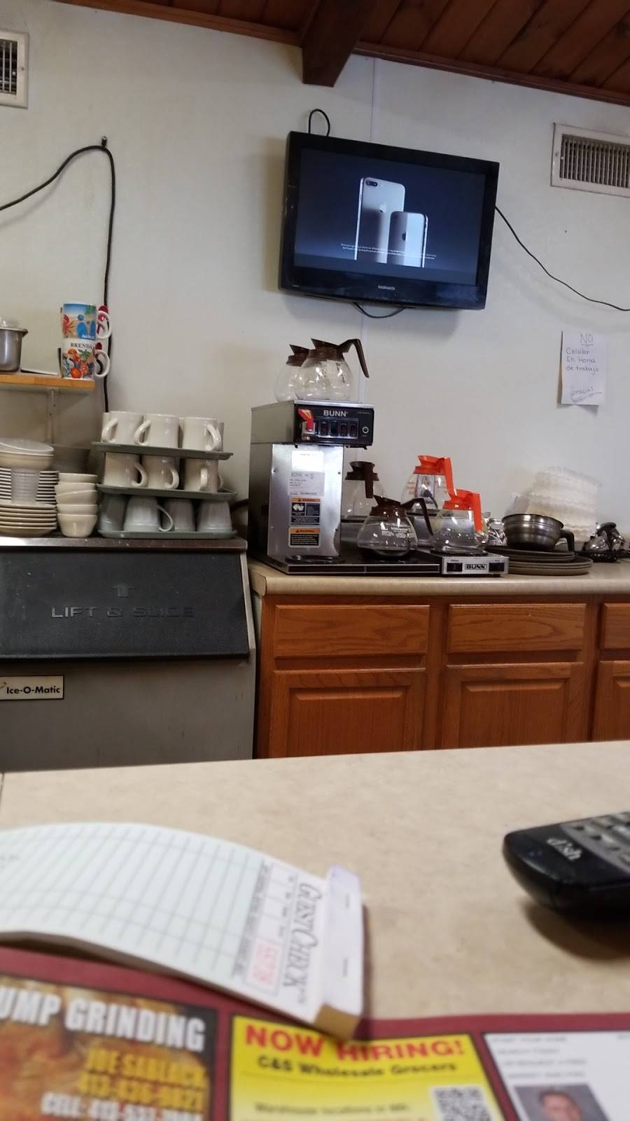 El Guanaco | restaurant | 50 Lamb St, South Hadley, MA 01075, USA | 4135365598 OR +1 413-536-5598