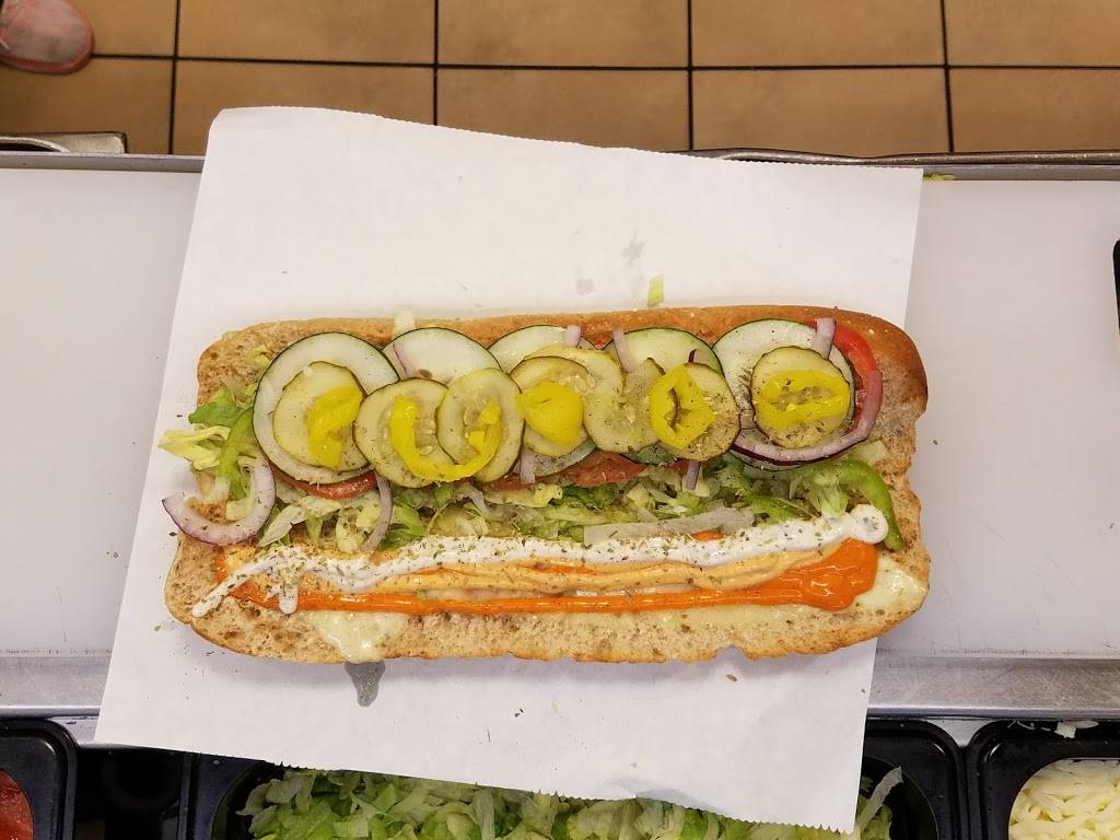 Subway | restaurant | 1602 Glasson St, Bloomington, IL 61704, USA | 3096624239 OR +1 309-662-4239