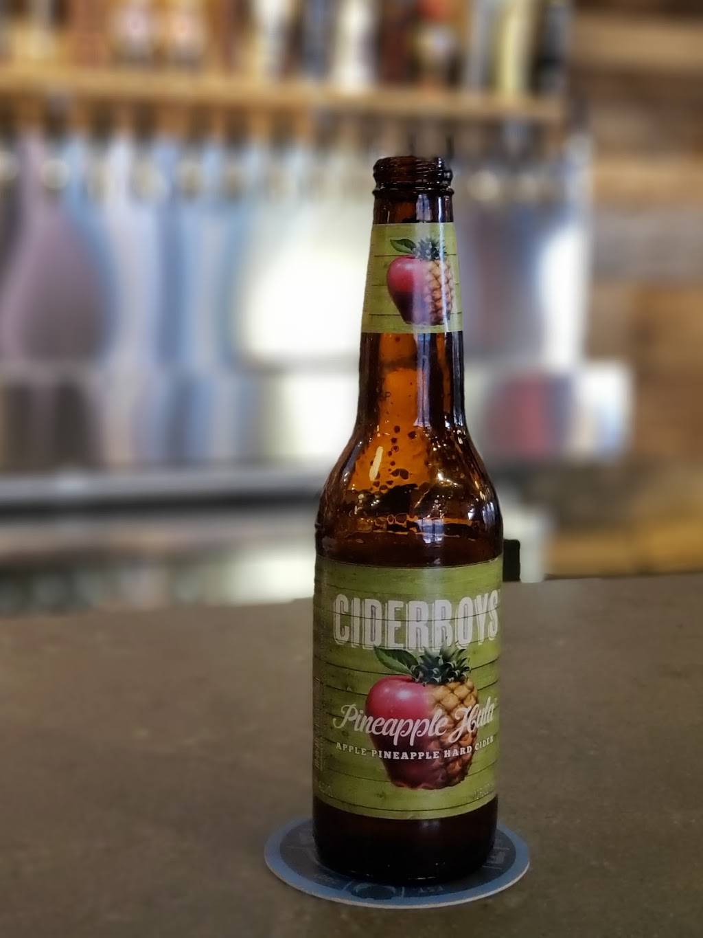 Pies & Pints - Carmel, IN | restaurant | 14550 Clay Terrace Boulevard Suite 100 Suite 100, Carmel, IN 46032, USA | 3176887477 OR +1 317-688-7477