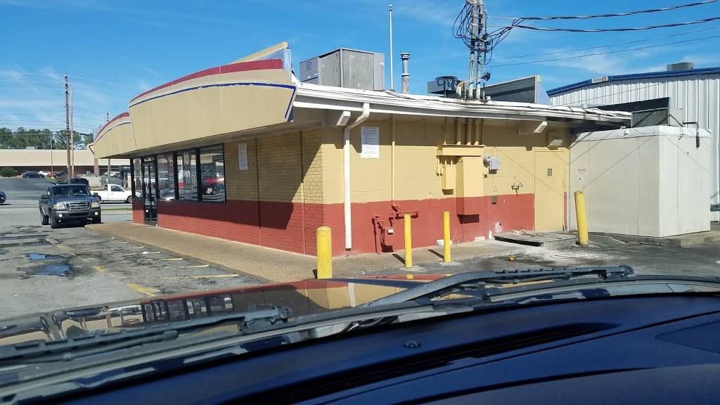 Churchs Chicken | restaurant | 777 Shurling Dr, Macon, GA 31211, USA | 4787467294 OR +1 478-746-7294