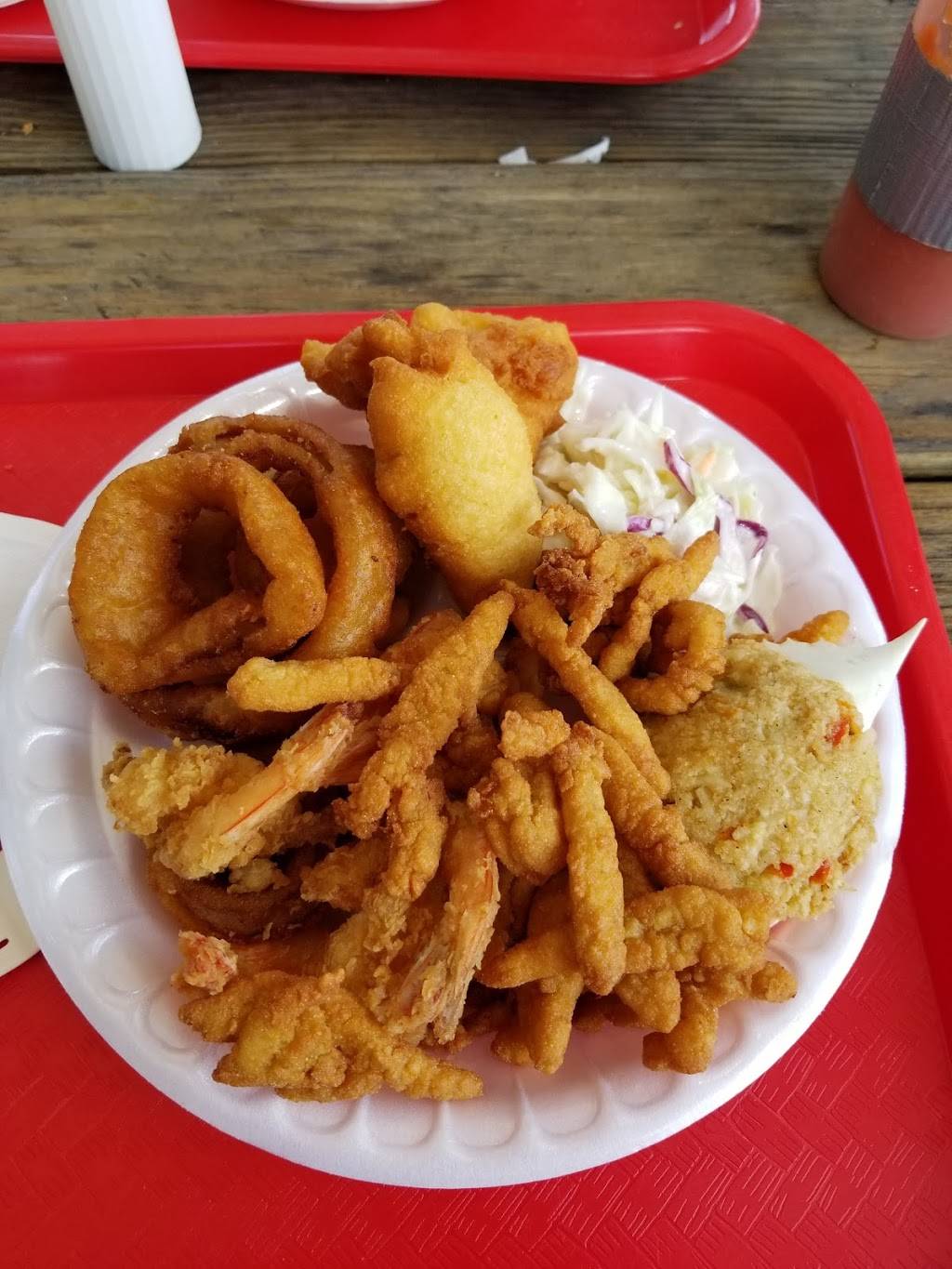 Shrimp Shack | restaurant | 1929 Sea Island Pkwy, St Helena Island, SC 29920, USA | 8438382962 OR +1 843-838-2962