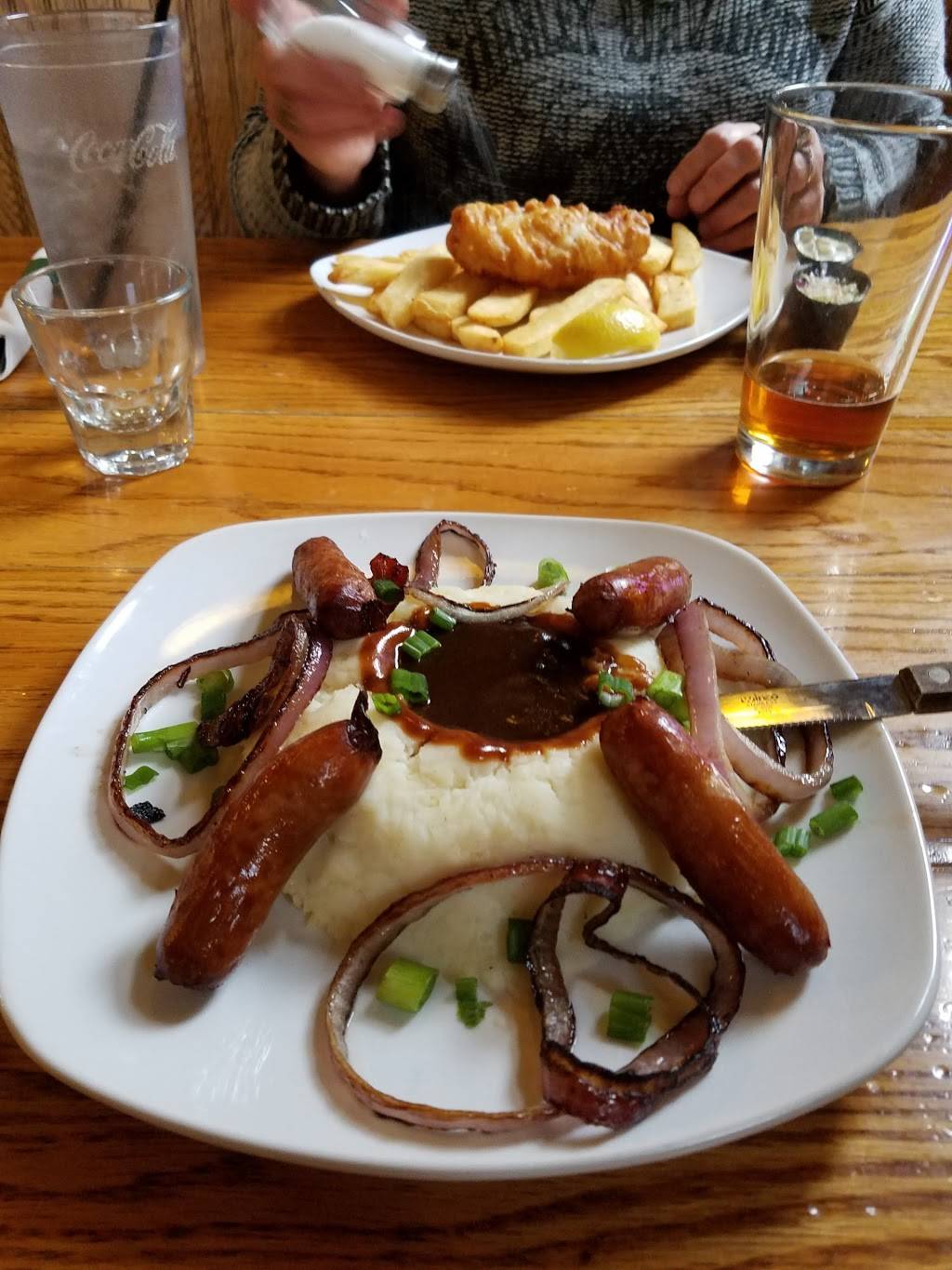 Molly Malones Irish Pub & Restaurant | restaurant | 112 E 4th St, Covington, KY 41011, USA | 8594916659 OR +1 859-491-6659