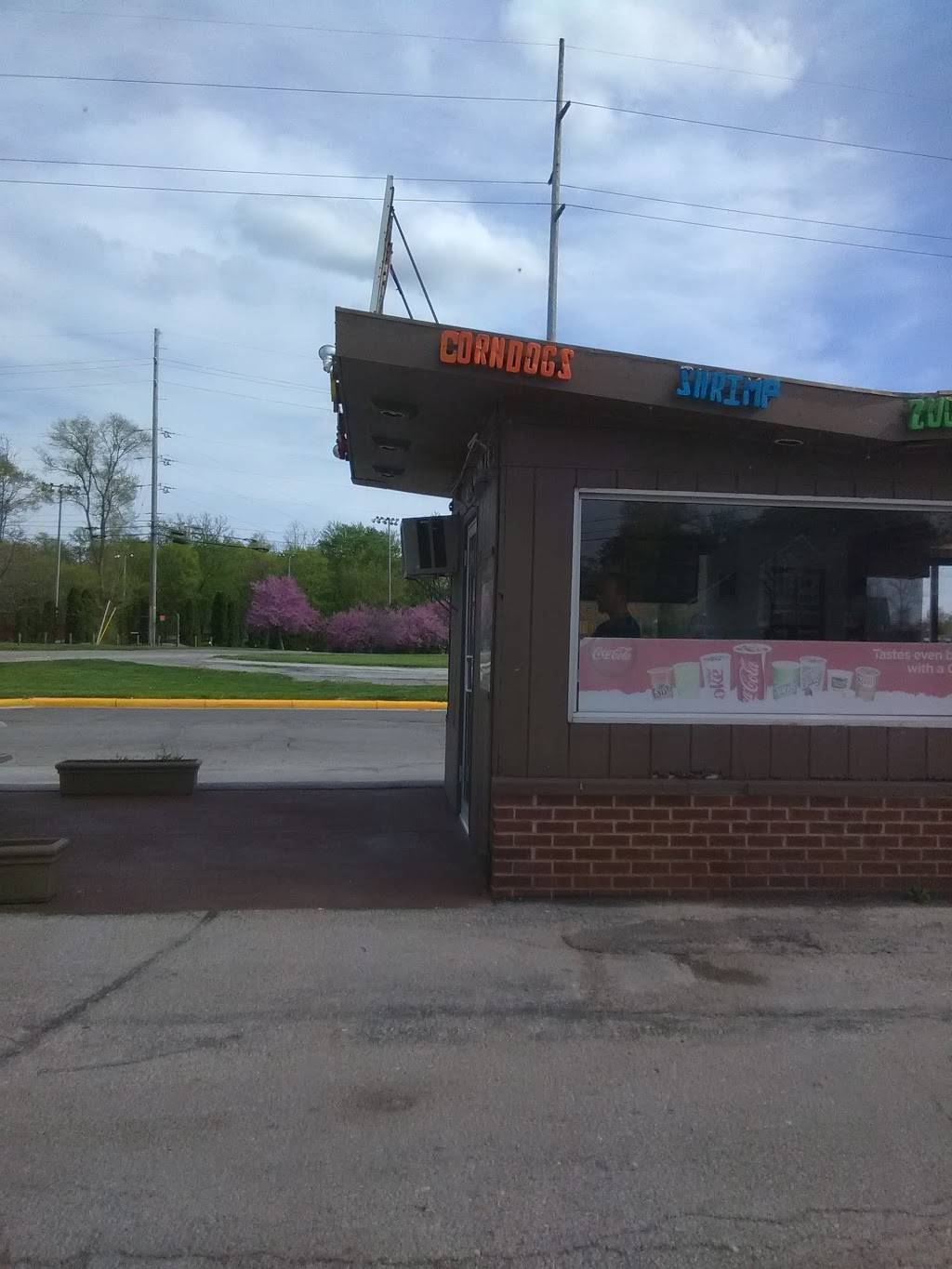 Brown House | restaurant | 100 E Ensley Ave, Auburn, IN 46706, USA | 2609252466 OR +1 260-925-2466