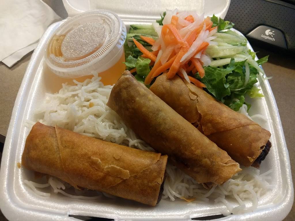 Lotus Bistro | restaurant | 325 Old Newport Blvd #1, Newport Beach, CA 92663, USA | 9492876827 OR +1 949-287-6827