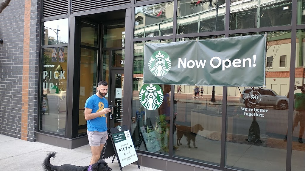 Starbucks | cafe | 1027 W Addison St A109, Chicago, IL 60613, USA | 7089966959 OR +1 708-996-6959