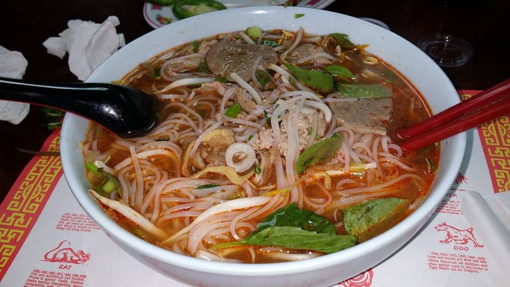 Pho 888 | restaurant | 1521 2nd Ave, Des Moines, IA 50314, USA | 5152881595 OR +1 515-288-1595