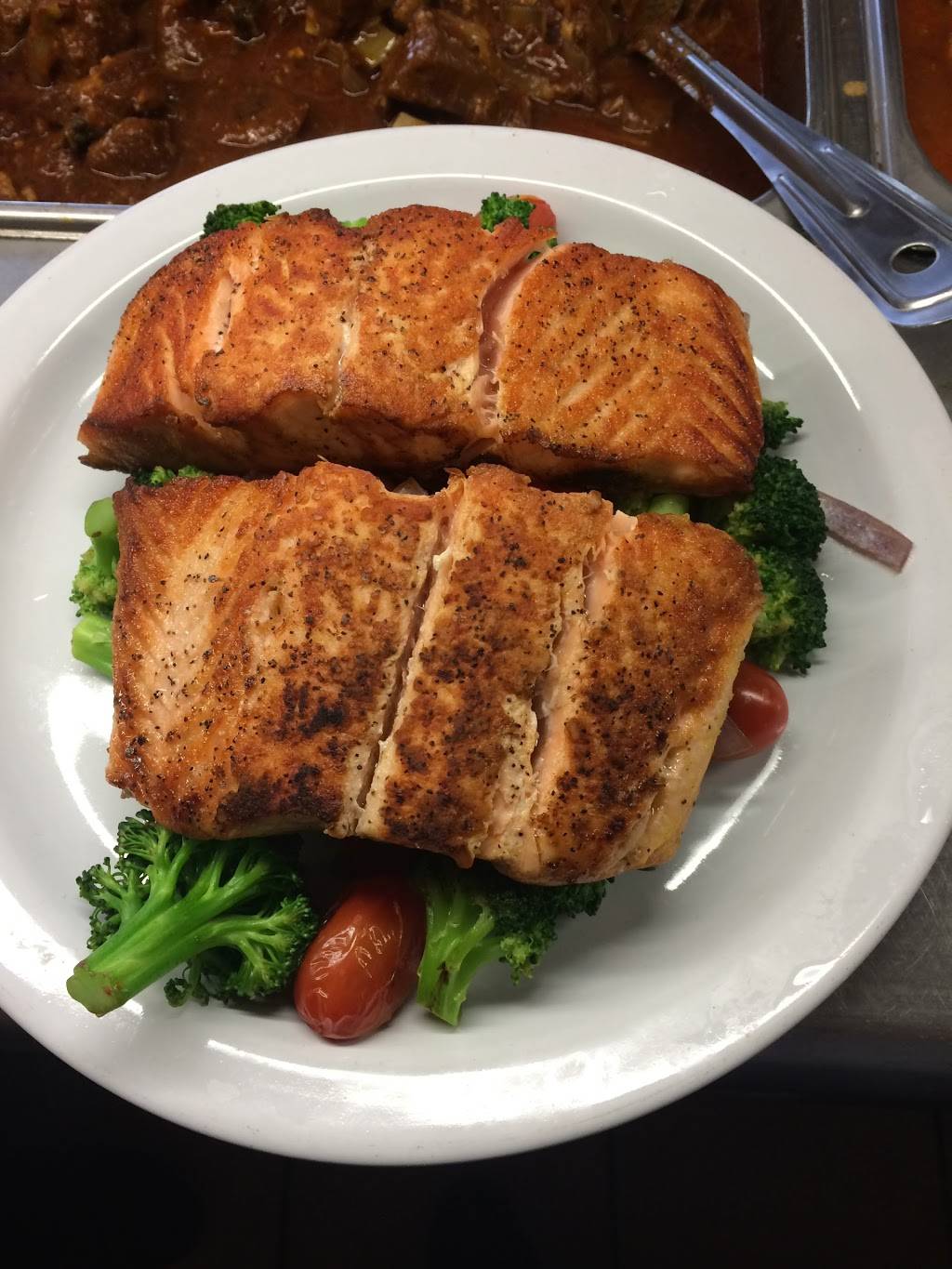 Caridad Restaurant | restaurant | 1148 E Main St, Bridgeport, CT 06608, USA | 2036901806 OR +1 203-690-1806