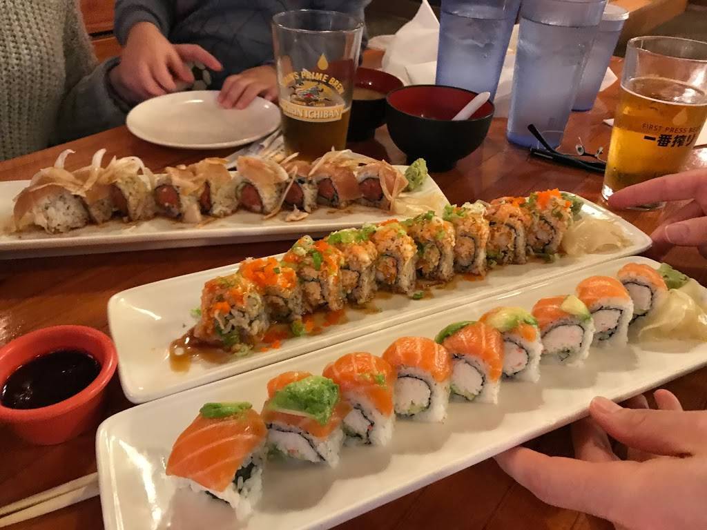 Tora Sushi Lounge | restaurant | 619 Broadway St, Seaside, OR 97138, USA | 5037385226 OR +1 503-738-5226