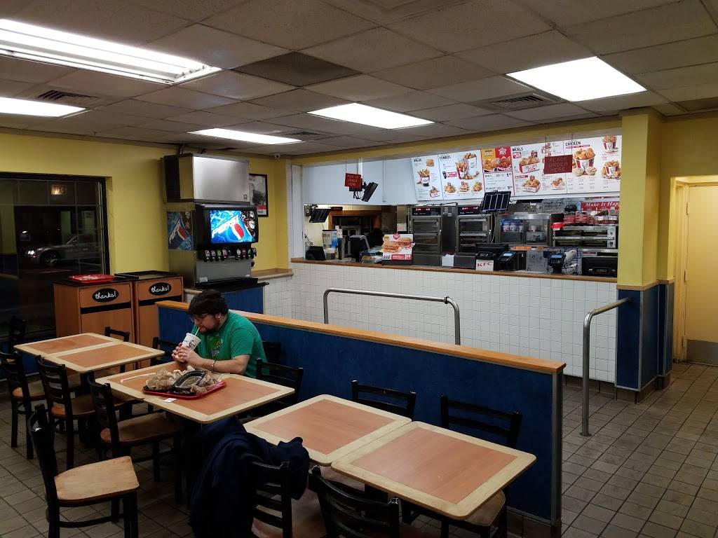 KFC | restaurant | 3696 S Archer Ave, Chicago, IL 60609, USA | 7734757523 OR +1 773-475-7523