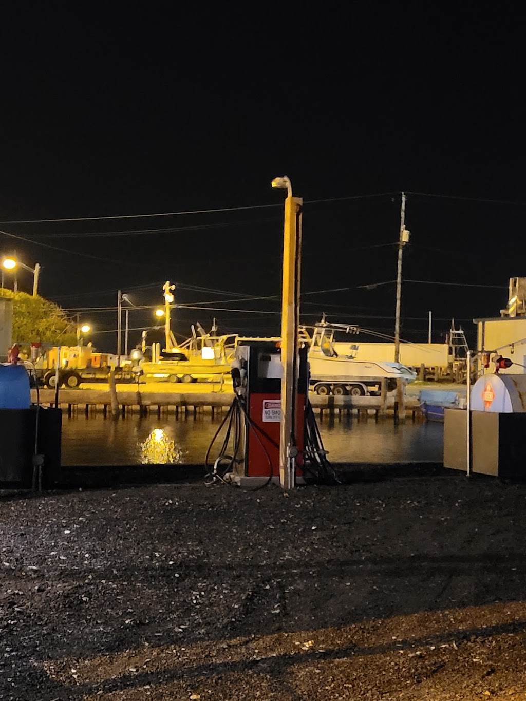 CRC - REAL FUEL | restaurant | 825 2nd St, Seadrift, TX 77983, USA | 9406269970 OR +1 940-626-9970