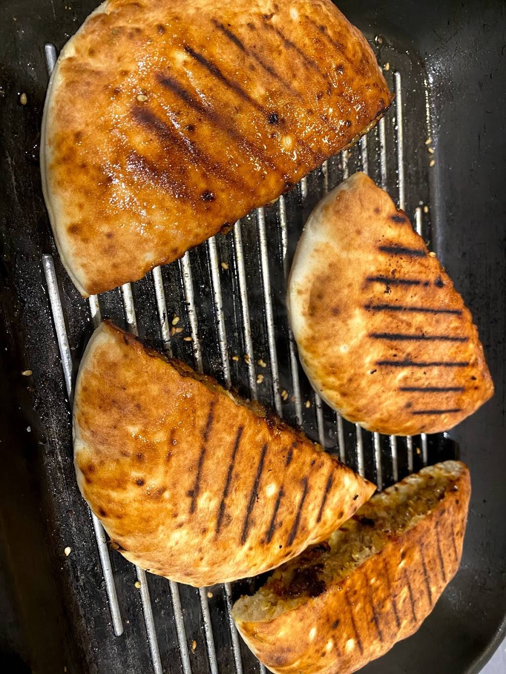 Aris Kosher Bar | restaurant | 17840 Ventura Blvd # A, Encino, CA 91316, USA | 8883077975 OR +1 888-307-7975