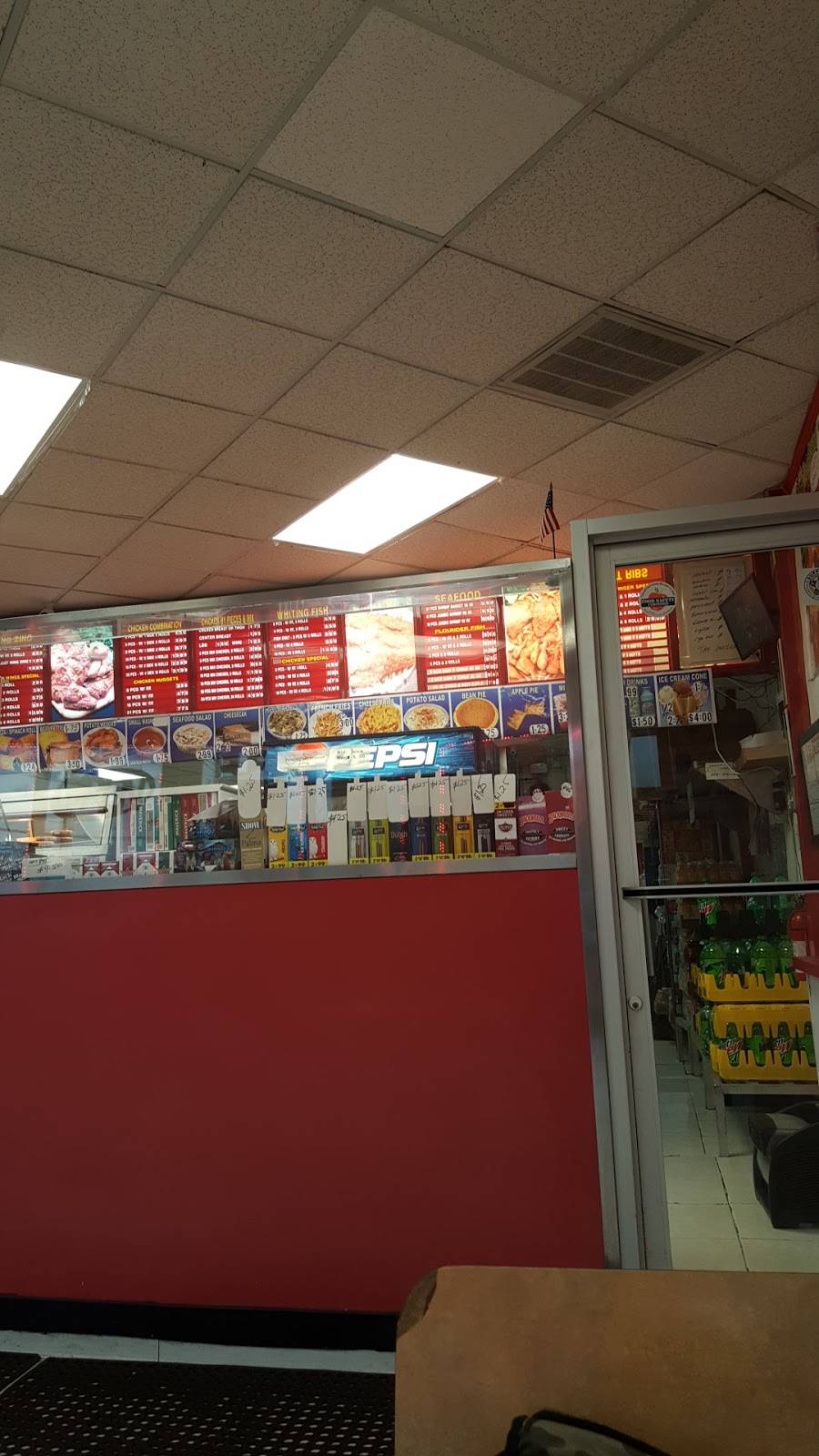 Crown Fried Chicken | restaurant | 2992 Mt Ephraim Ave, Haddon Township, NJ 08104, USA | 8568544114 OR +1 856-854-4114