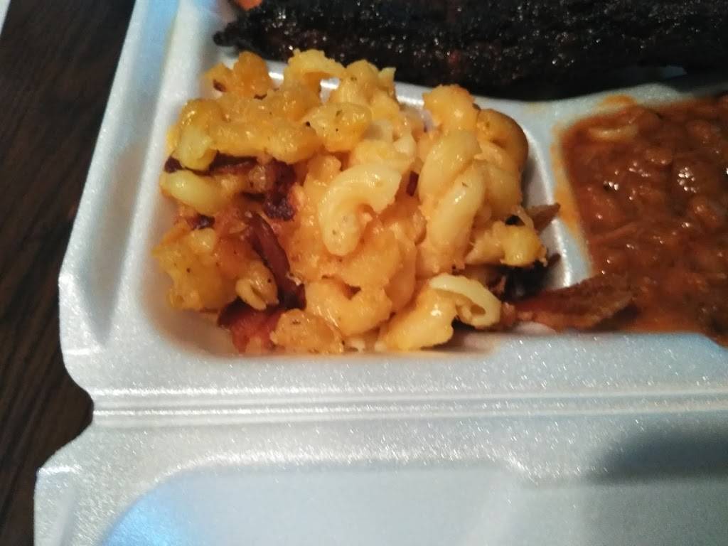 Smoke On The Water BBQ | restaurant | 4474 Kalamazoo Ave, Caledonia, MI 49316, USA | 6165362100 OR +1 616-536-2100