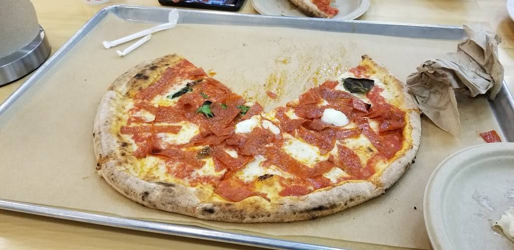 Alino Pizzeria | restaurant | Mall of Georgia Dr, Buford, GA 30519, USA | 6787657426 OR +1 678-765-7426