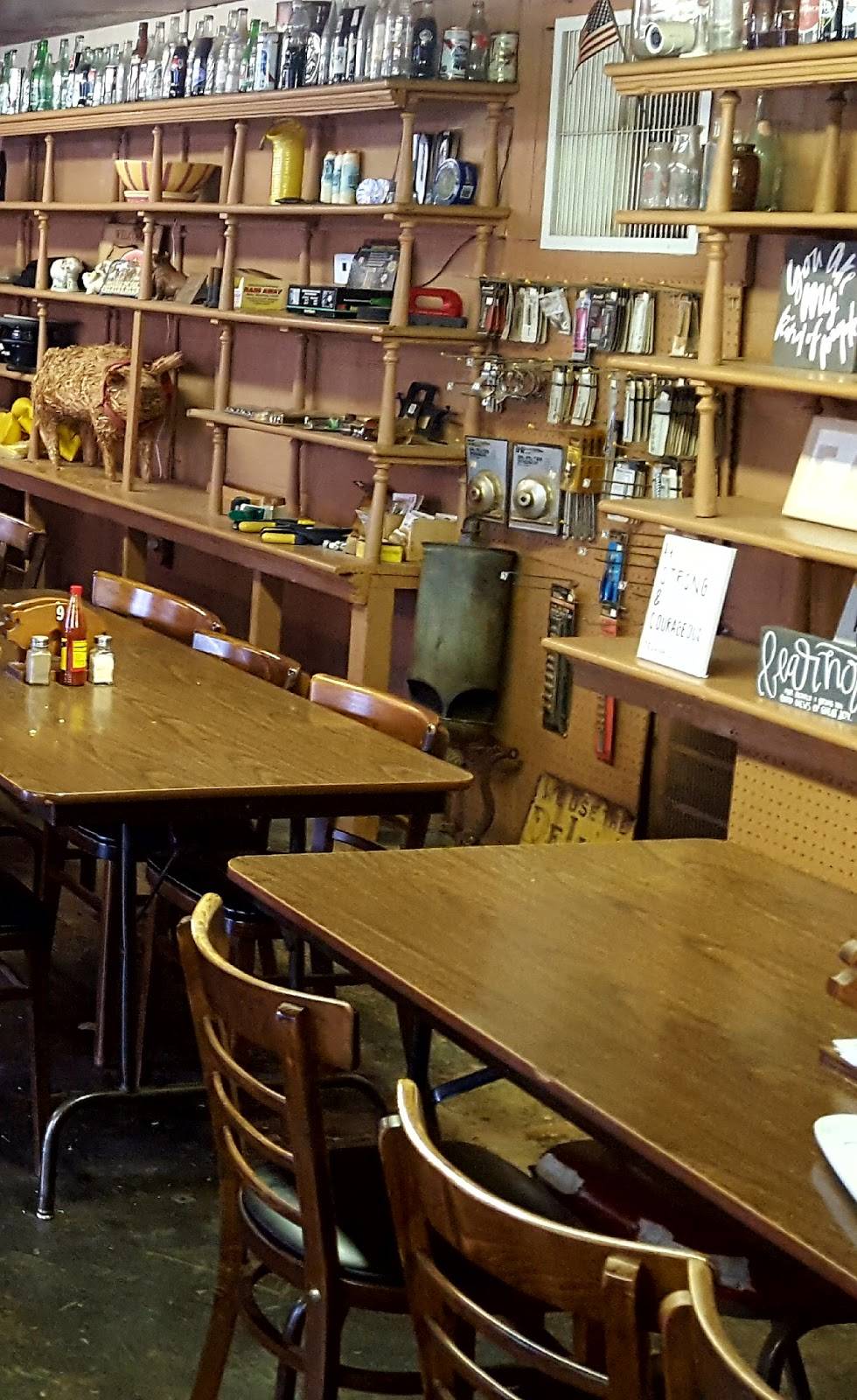 Hot Thomas Barbeque | restaurant | 3753 Greensboro Hwy, Watkinsville, GA 30677, USA | 7067696550 OR +1 706-769-6550